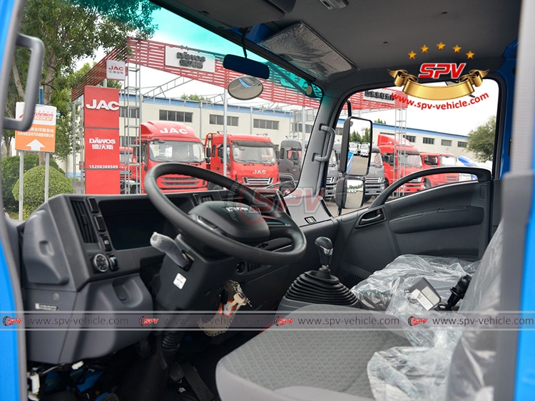 ISUZU KV100 Goods Truck - Cabin